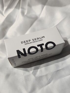 Noto Botanics Deep Serum - White & Black Minimalist Packaging